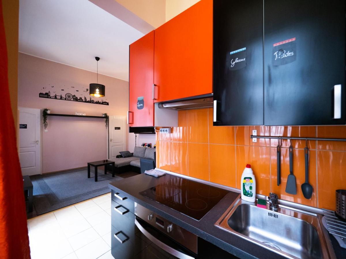 Better Than Home Apartment Будапеща Екстериор снимка