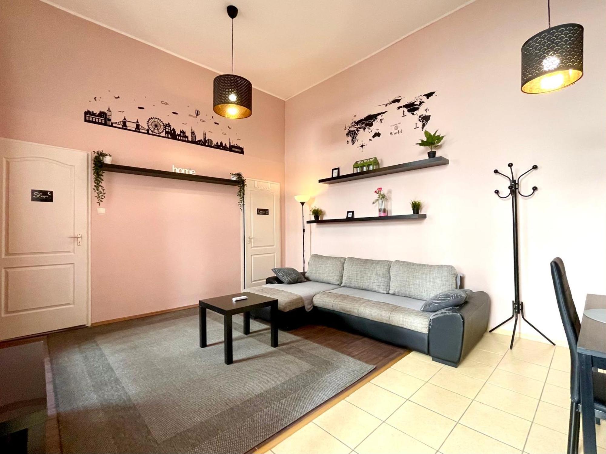 Better Than Home Apartment Будапеща Екстериор снимка
